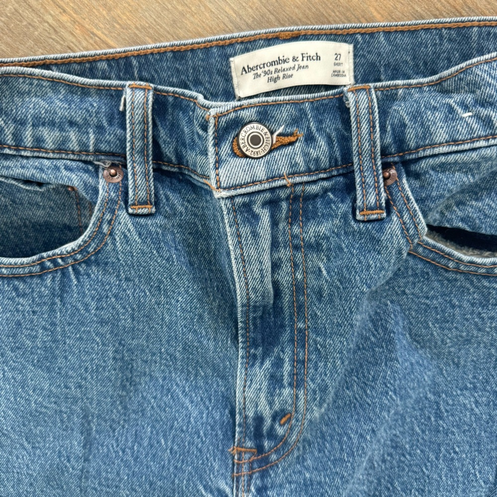 Abercrombie & Fitch 90s relaxed high rise denim